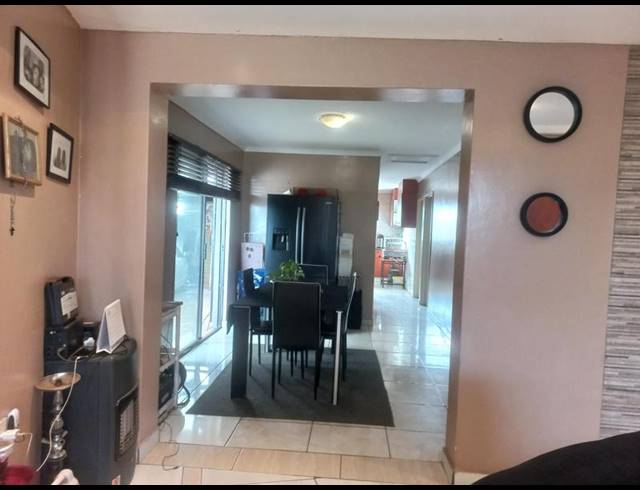 4 BEDROOM HOUSE FOR SALE IN ALOEVALE